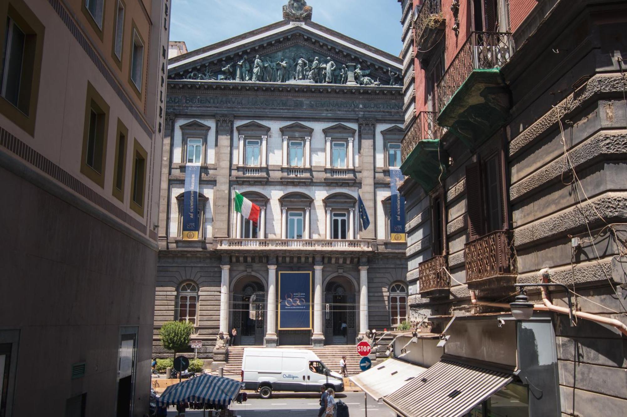 Historical Center Porto Suite Napoli Eksteriør billede